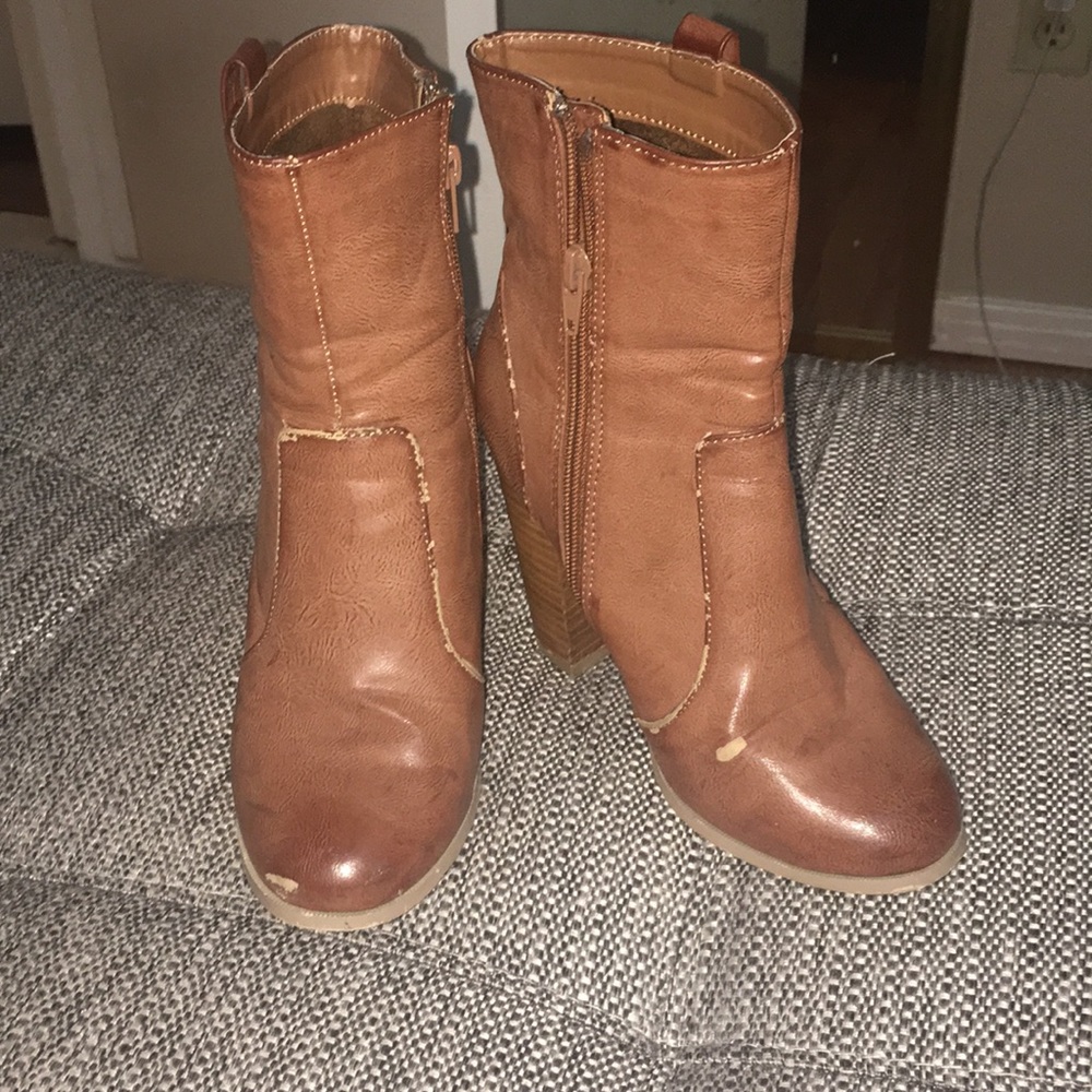 leather boots